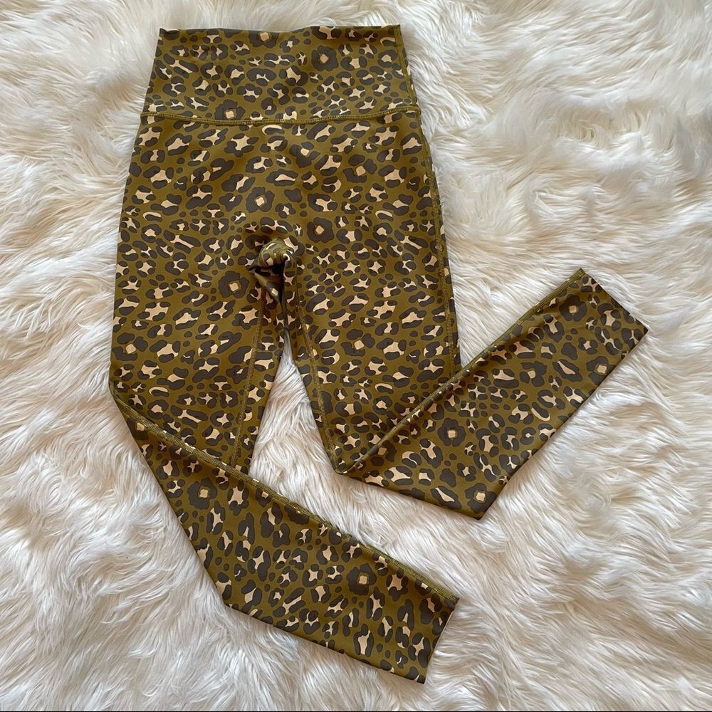 Aerie Offline Goals High Waisted Legging Leopard Print Size Medium